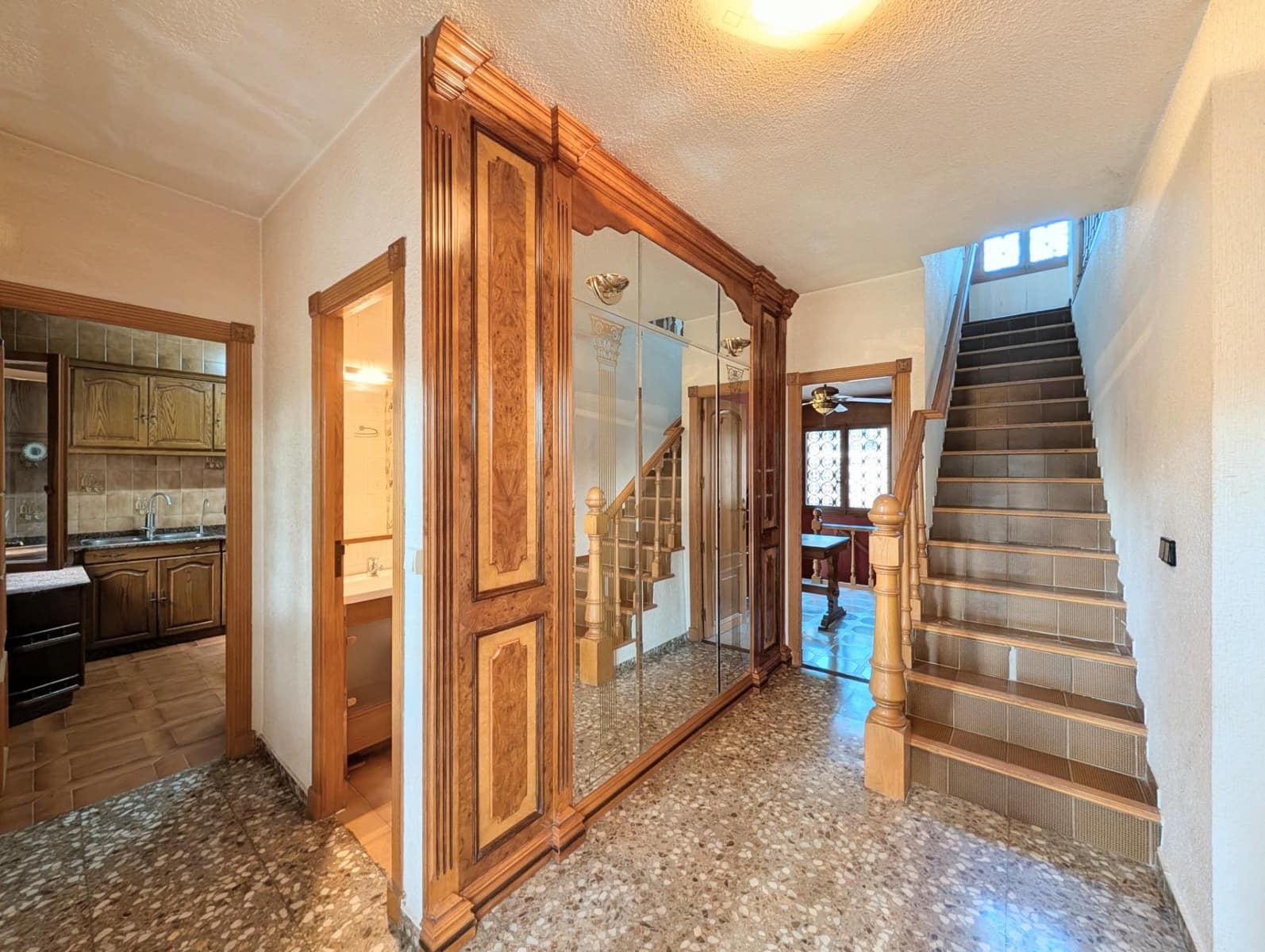 6 slaapkamer Villa te koop in Muchamiel / Mutxamel met zwembad garage - € 355.000 (Ref: 10148904)