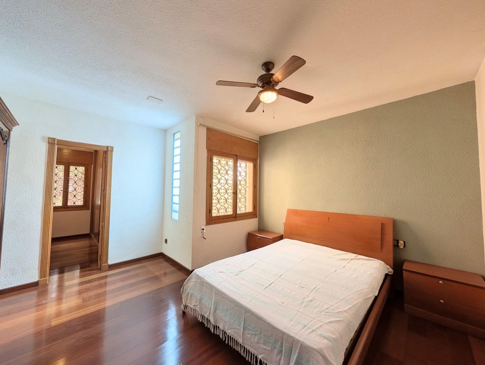 6 slaapkamer Villa te koop in Muchamiel / Mutxamel met zwembad garage - € 355.000 (Ref: 10148904)