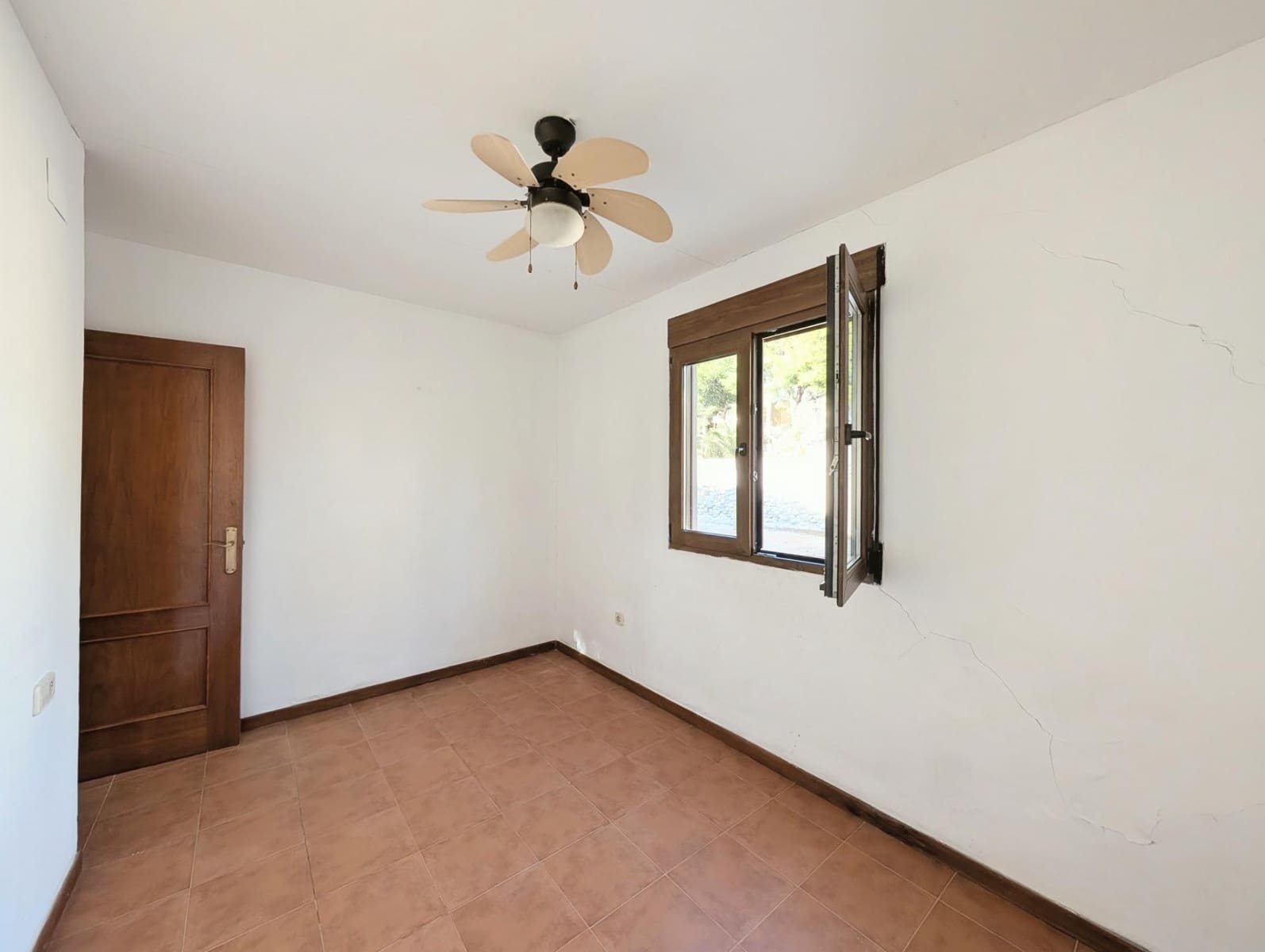 6 slaapkamer Villa te koop in Muchamiel / Mutxamel met zwembad garage - € 355.000 (Ref: 10148904)