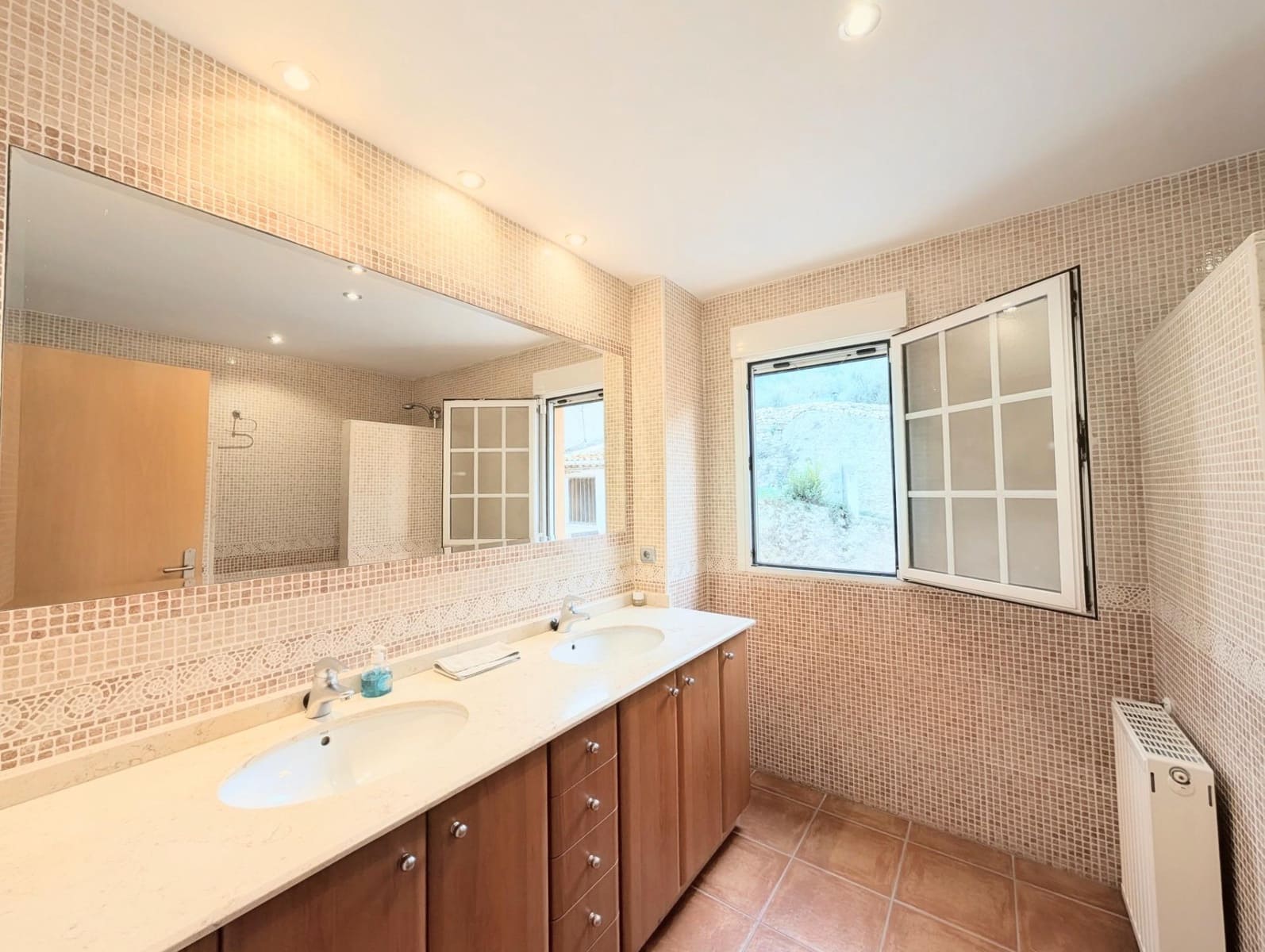 5 Zimmer Haus zu verkaufen in Alfafara mit Garage - 238.000 € (Ref: 10185081)