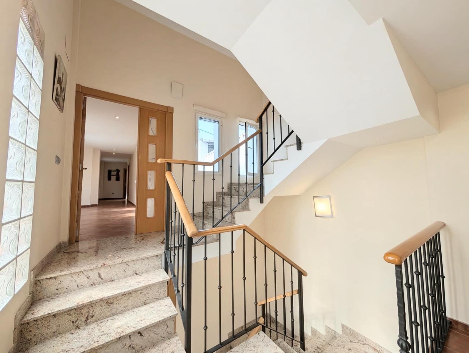5 Zimmer Haus zu verkaufen in Alfafara mit Garage - 238.000 € (Ref: 10185081)