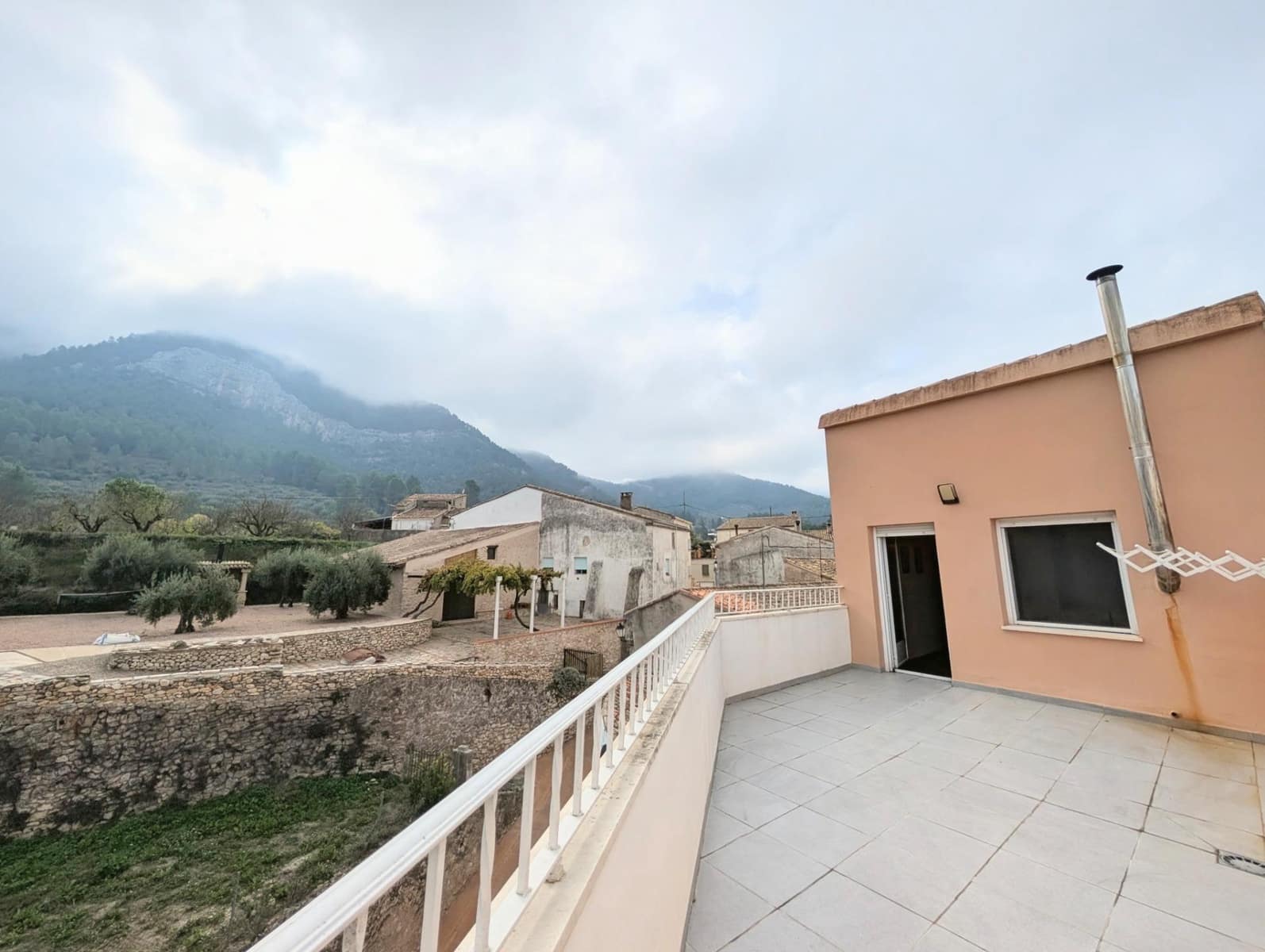 5 Zimmer Haus zu verkaufen in Alfafara mit Garage - 238.000 € (Ref: 10185081)
