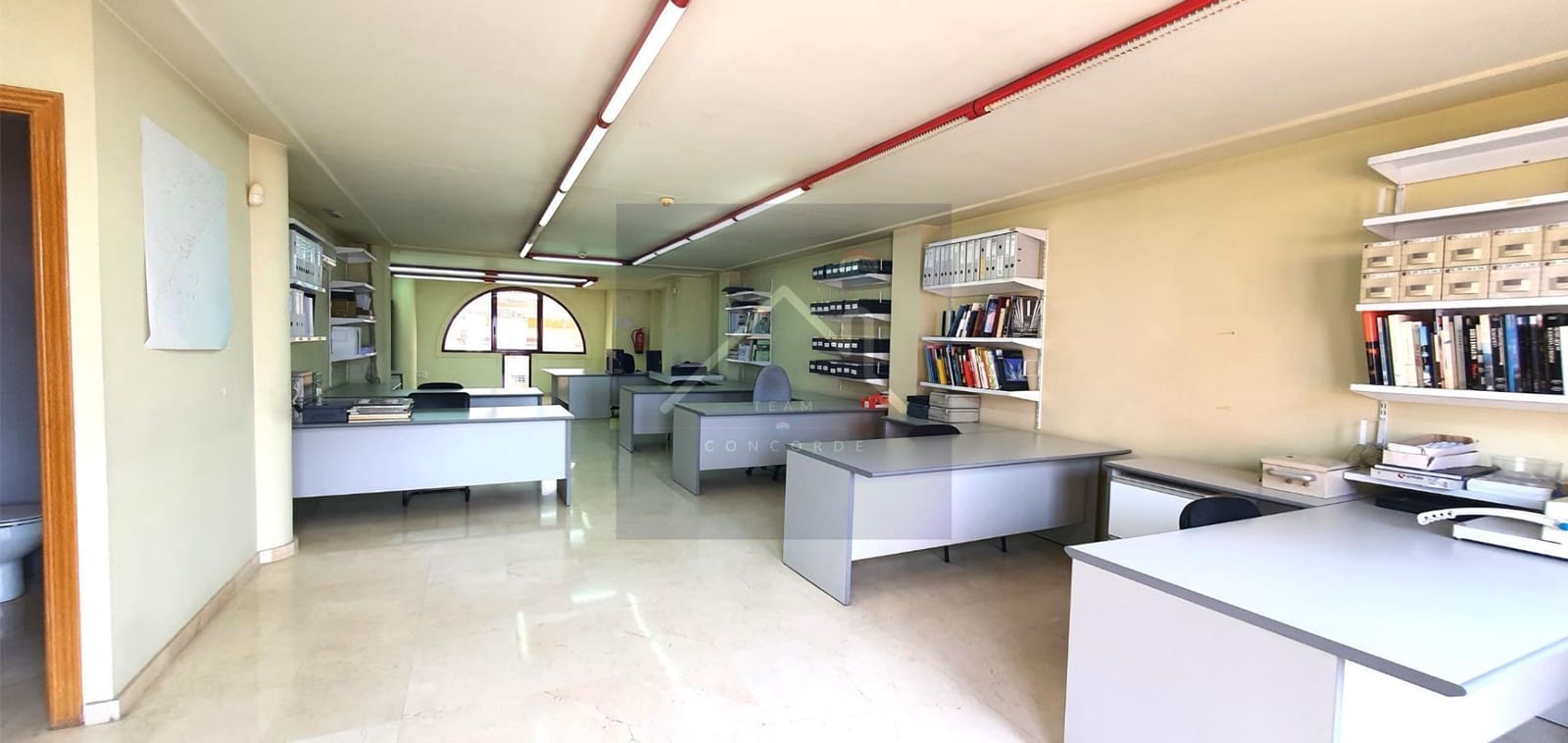 Kontor til leje i Alicante by med garage - € 1.300 (Ref: 8790016)