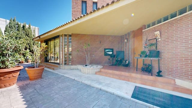 5 soveværelse Villa til salg i Playa de San Juan, Alicante by med swimmingpool garage - € 1.200.000 (Ref: 8790023)