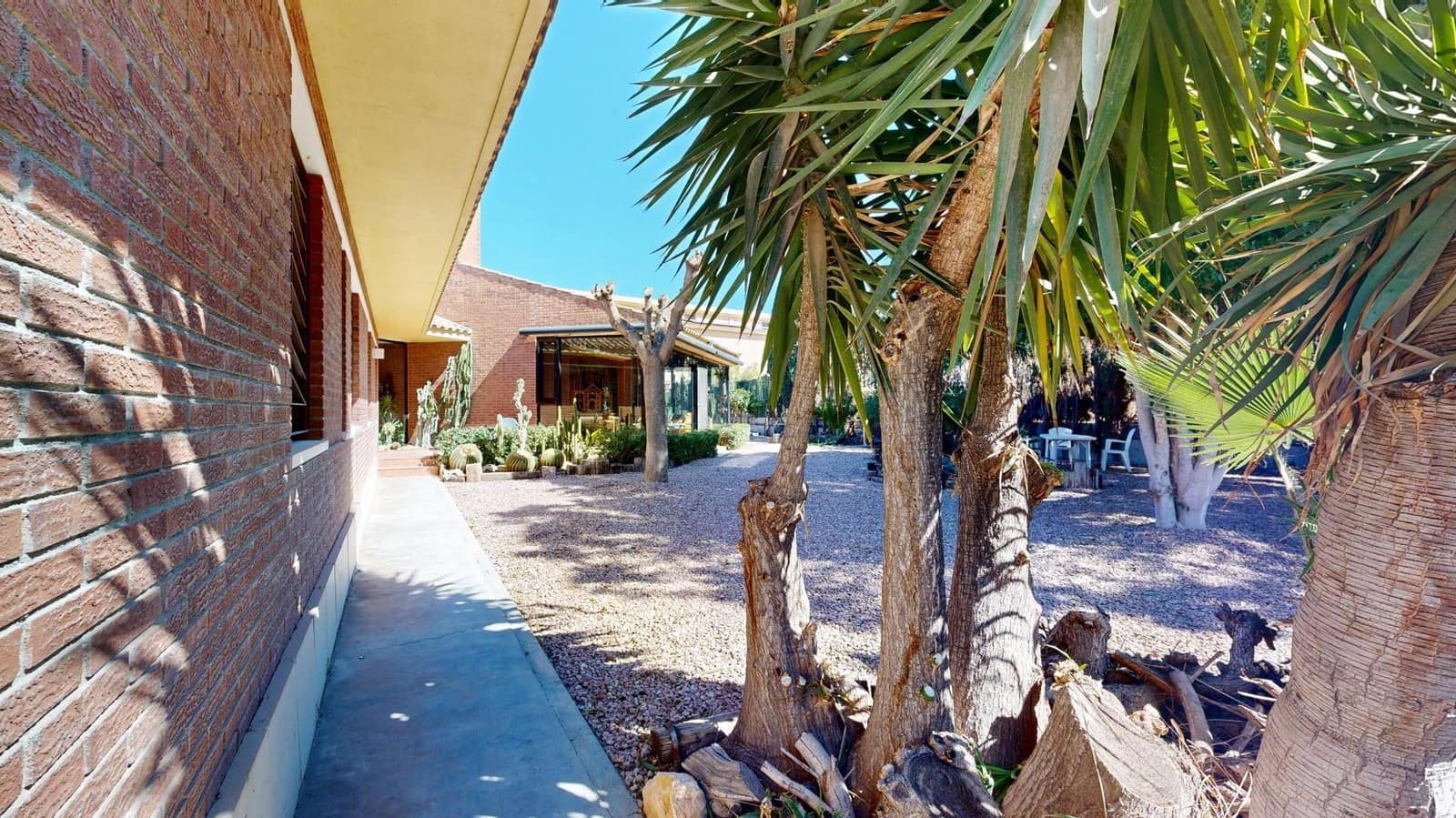 5 bedroom Villa for sale in Playa de San Juan with pool garage - € 1,200,000 (Ref: 8790023)