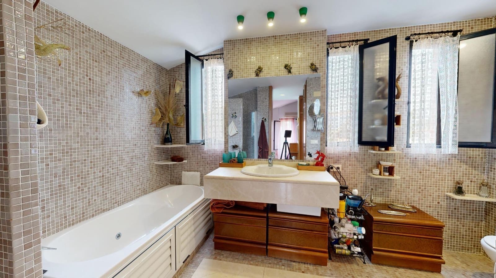 5 bedroom Villa for sale in Playa de San Juan with pool garage - € 1,200,000 (Ref: 8790023)