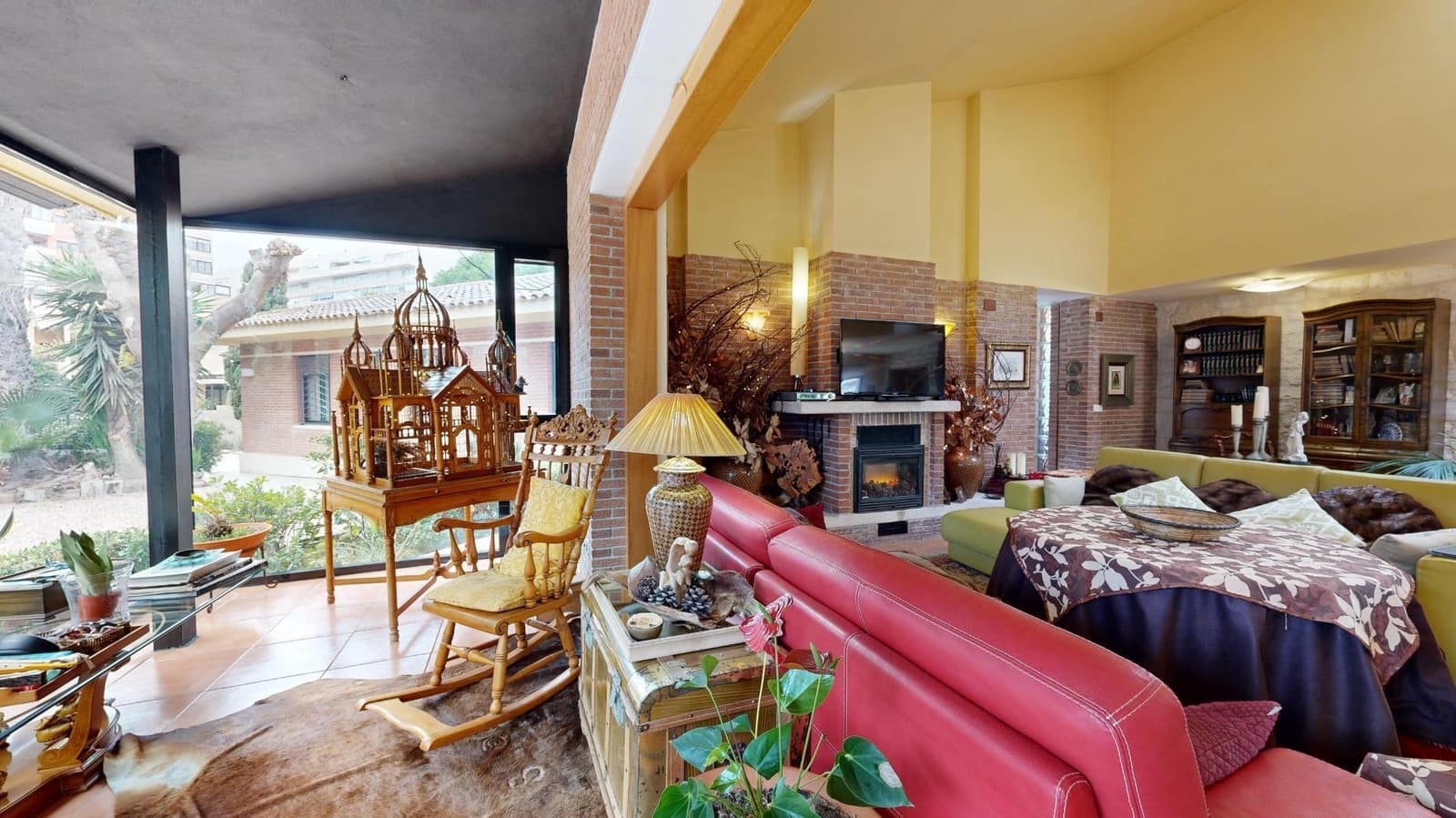 5 bedroom Villa for sale in Playa de San Juan with pool garage - € 1,200,000 (Ref: 8790023)