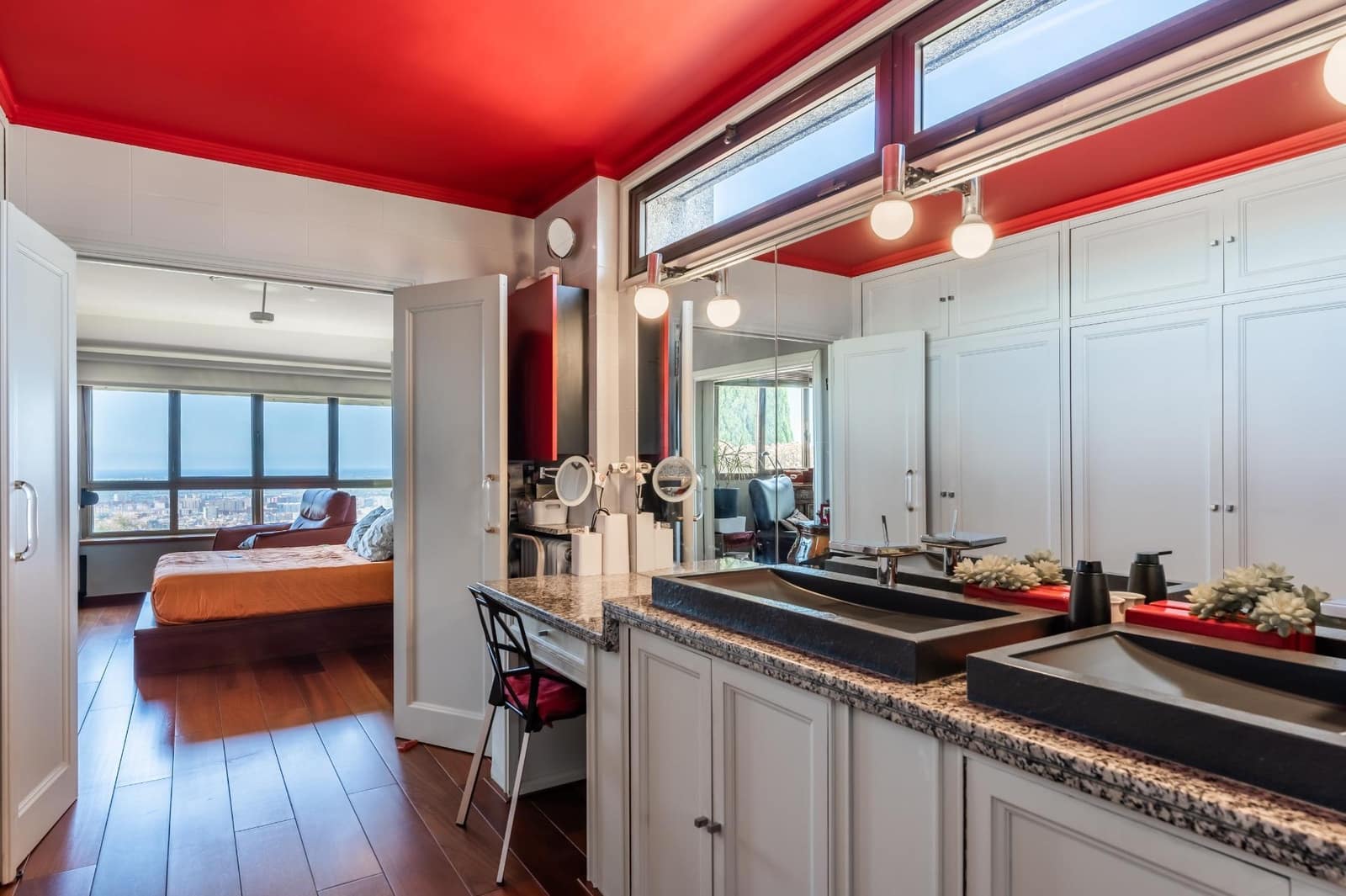 Chalet de 5 habitaciones en Esplugues de Llobregat en venta con garaje - 1.650.000 € (Ref: 8790024)