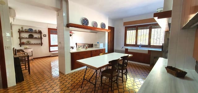 Chalet de 7 habitaciones en Cocentaina en venta con piscina garaje - 360.000 € (Ref: 8790031)
