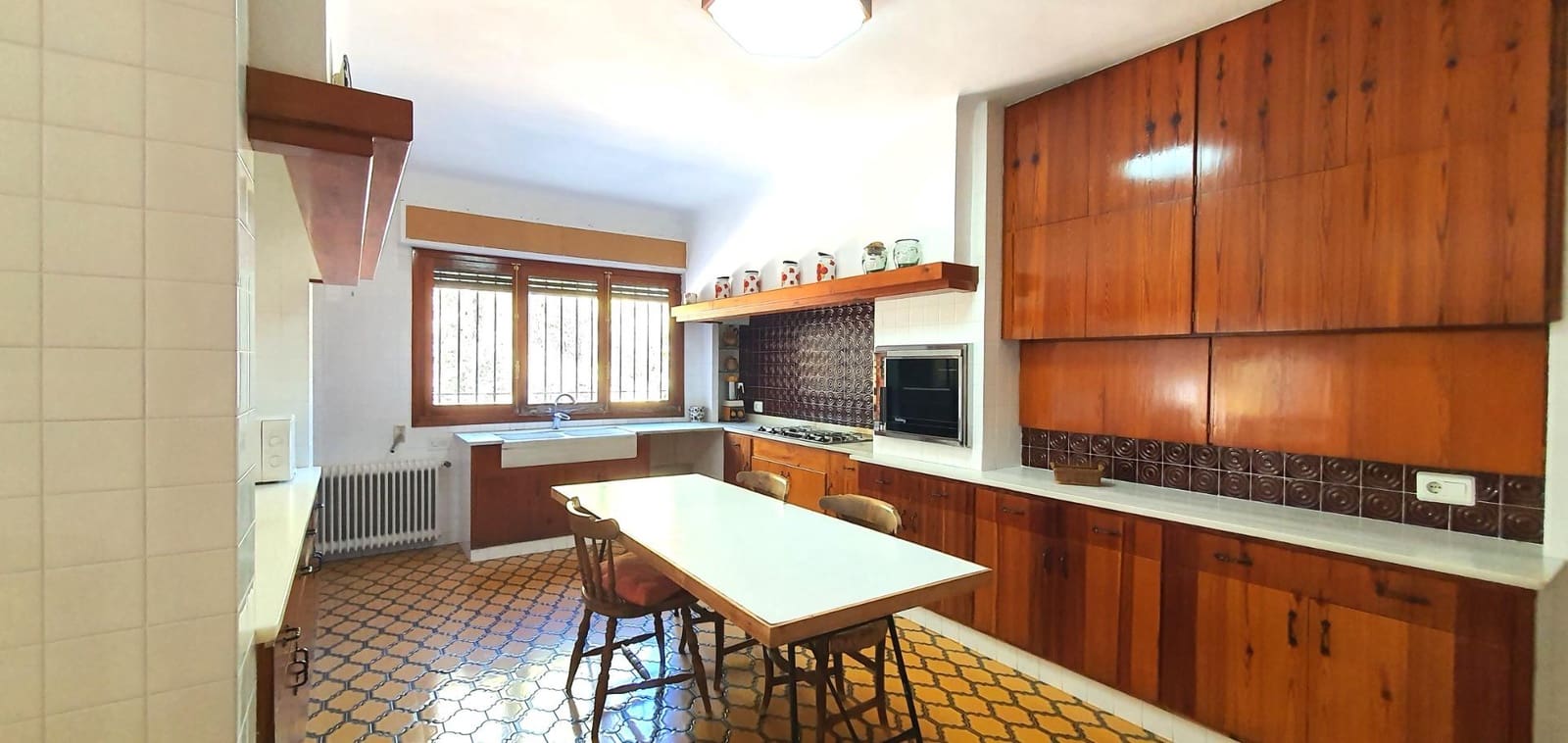 7 Zimmer Villa zu verkaufen in Cocentaina mit Pool Garage - 435.000 € (Ref: 8790031)