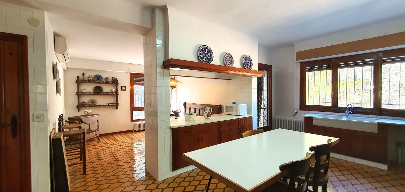7 Zimmer Villa zu verkaufen in Cocentaina mit Pool Garage - 435.000 € (Ref: 8790031)