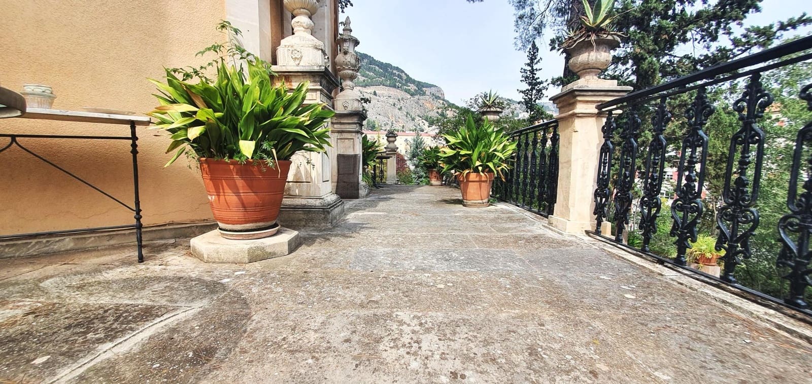 11 Zimmer Villa zu verkaufen in Alcoy / Alcoi mit Garage - 860.000 € (Ref: 8790035)