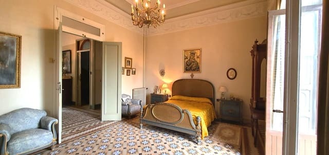 11 bedroom Villa for sale in Alcoy / Alcoi with garage - € 860,000 (Ref: 8790035)