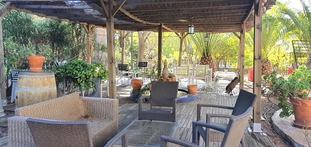 12 soveværelse Hotel til salg i Petrel / Petrer med swimmingpool garage - € 700.000 (Ref: 8790048)