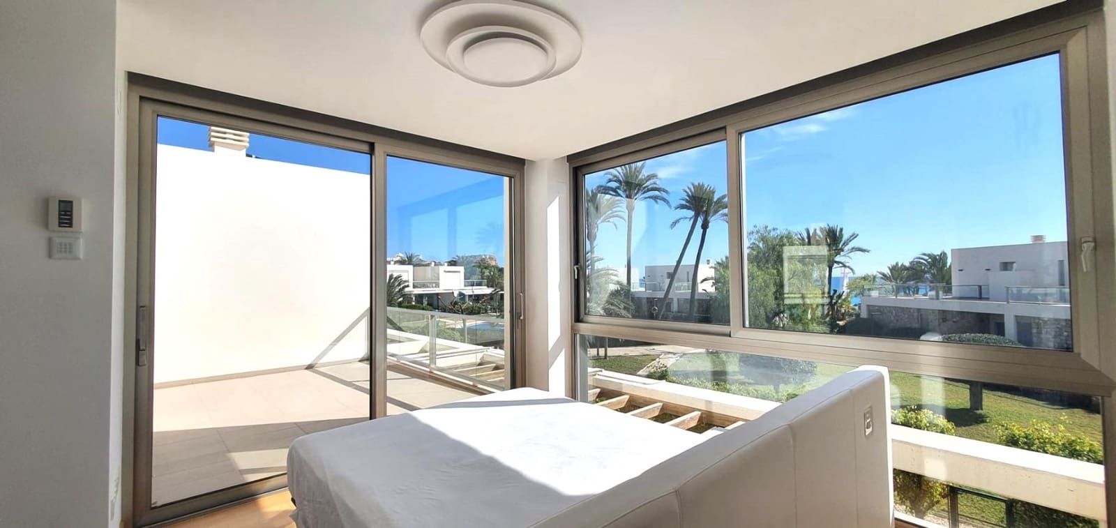 3 Zimmer Bungalow zu verkaufen in La Villajoyosa / Vila Joiosa mit Pool Garage - 692.369 € (Ref: 8809736)