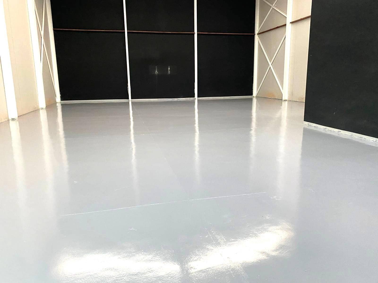 Entreprise à louer à Cox - 1 600 € (Ref: 8862652)