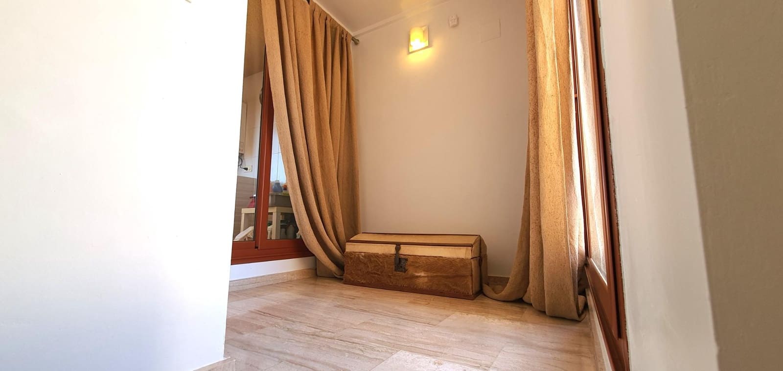 4 quarto Moradia em Banda para venda em Playa de San Juan com piscina garagem - 780 000 € (Ref: 8936977)