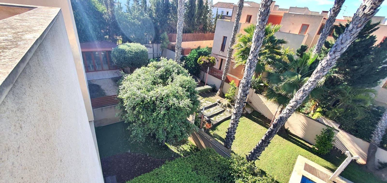 4 quarto Moradia em Banda para venda em Playa de San Juan com piscina garagem - 780 000 € (Ref: 8936977)