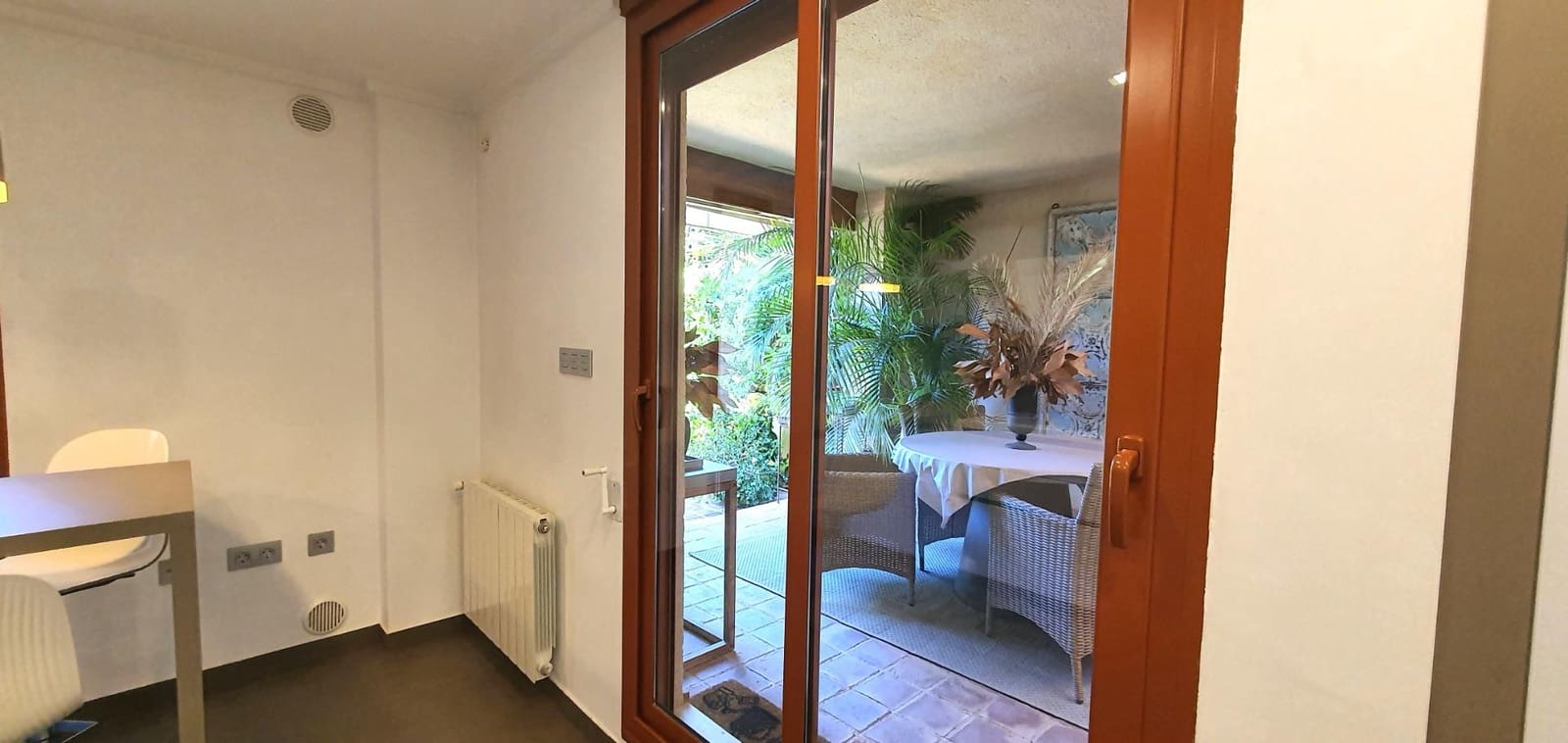 4 makuuhuone Rivitalo myytävänä paikassa Playa de San Juan mukana uima-altaan 
autotalli - 780 000 € (Ref: 8936977)