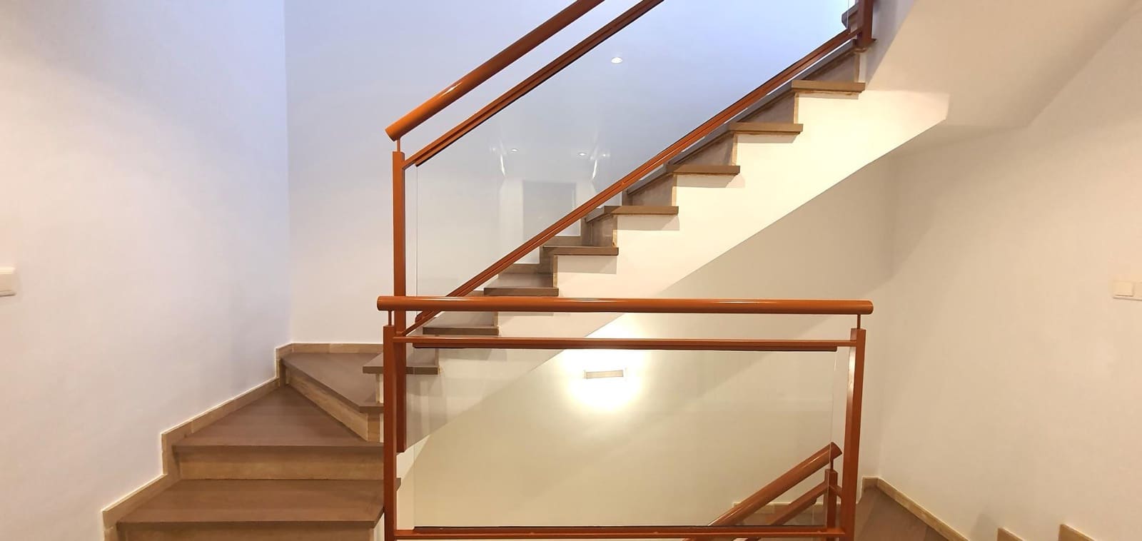 Adosado de 4 habitaciones en Playa de San Juan en venta con piscina garaje - 780.000 € (Ref: 8936977)