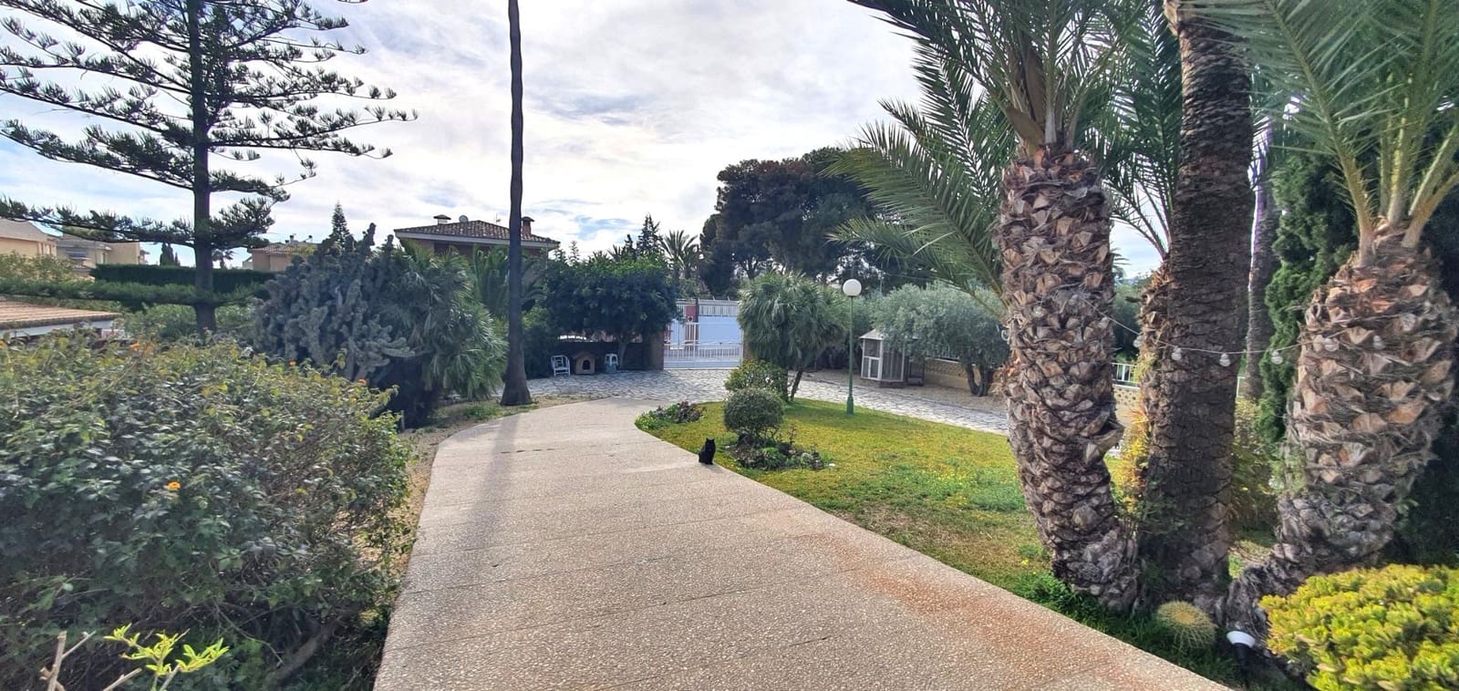 5 Zimmer Villa zu verkaufen in La Font mit Pool Garage - 1.236.000 € (Ref: 9012138)