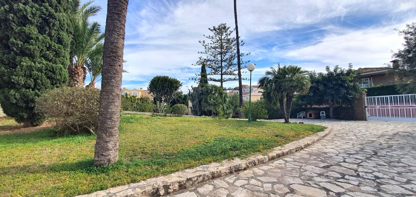 5 Zimmer Villa zu verkaufen in La Font mit Pool Garage - 1.236.000 € (Ref: 9012138)