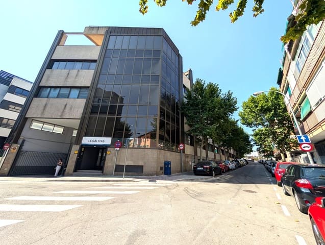 4 soverom Kontor til salgs i Pozuelo de Alarcón - € 178 000 (Ref: 9165901)