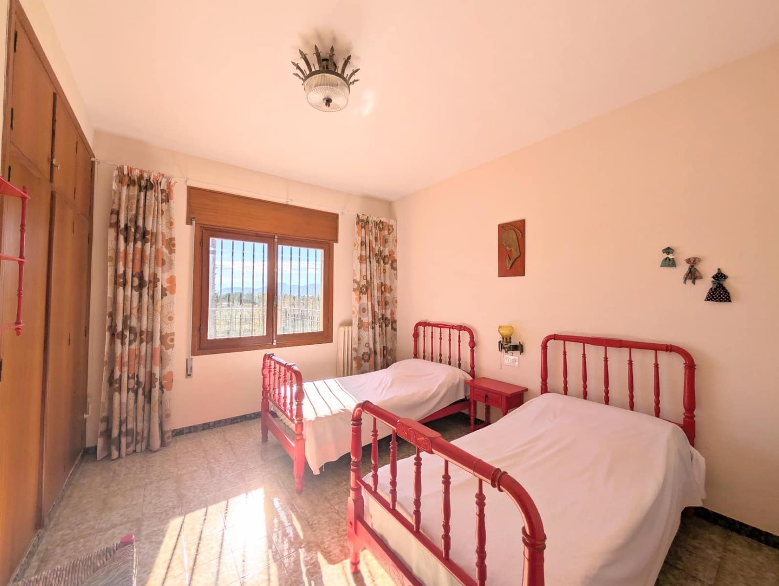 8 slaapkamer Finca/Landhuis te koop in Onil met garage - € 550.000 (Ref: 9165902)