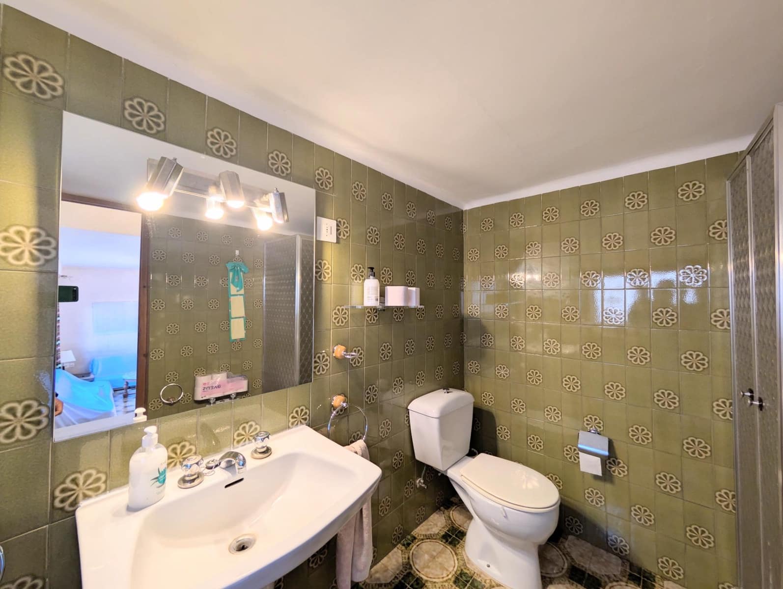 8 bedroom Finca/Country House for sale in Onil with garage - € 550,000 (Ref: 9165902)