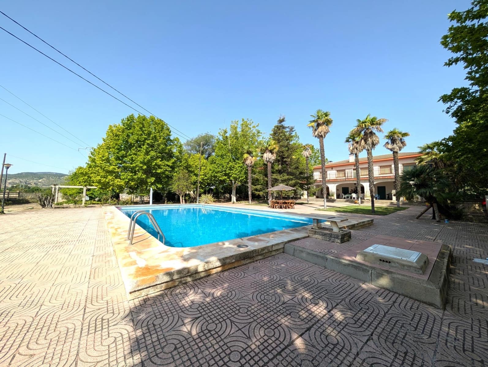 8 soverom Finca/Herregård til salgs i Onil med garasje - € 550 000 (Ref: 9165902)