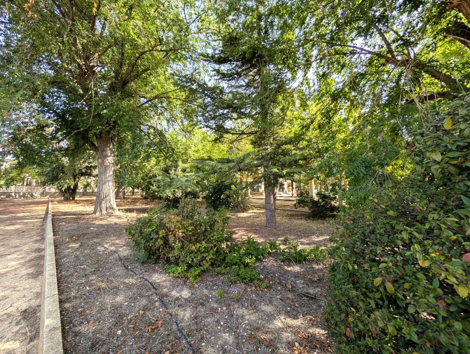 8 soverom Finca/Herregård til salgs i Onil med garasje - € 550 000 (Ref: 9165902)