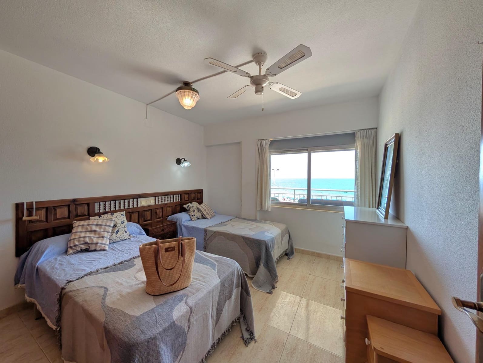 3 makuuhuone Huoneisto myytävänä paikassa Benidorm mukana 
autotalli - 438 200 € (Ref: 9169651)