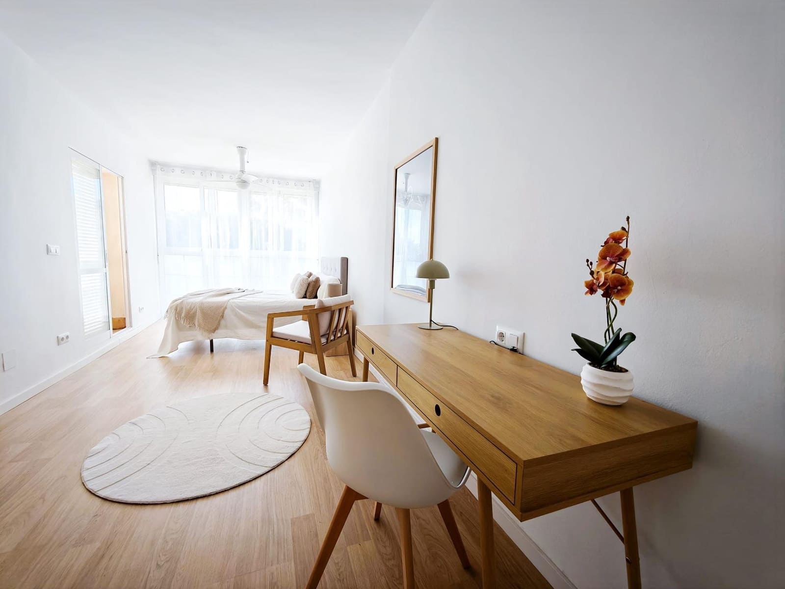 5 bedroom Terraced Villa for rent in Playa de San Juan with pool garage - € 2,300 (Ref: 9353744)