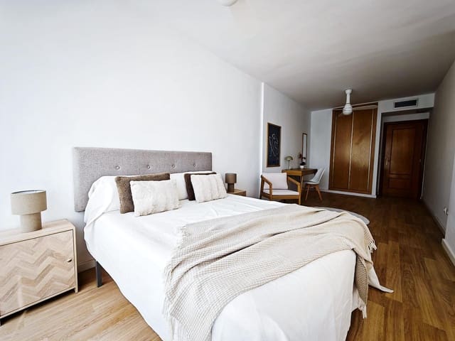 5 quarto Moradia em Banda para arrendar em Playa de San Juan, Alicante cidade com piscina garagem - 2 150 € (Ref: 9353744)