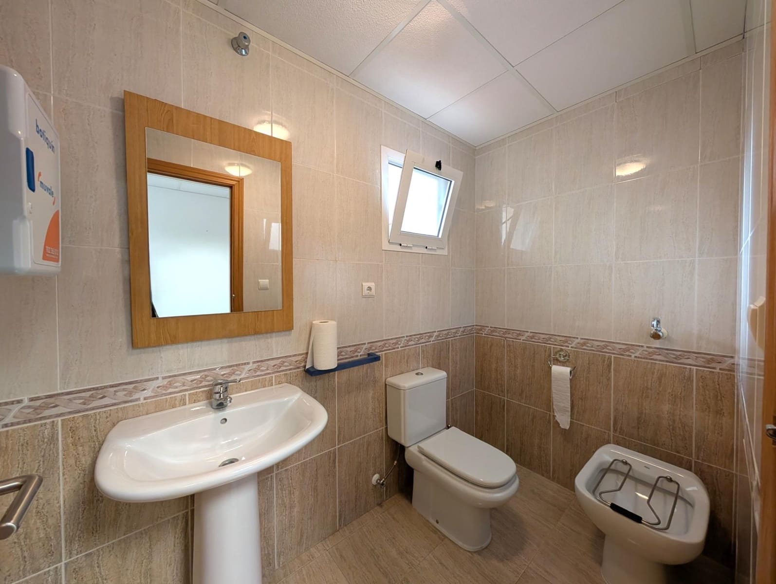 3 sypialnia Biuro do wynajęcia w Alcoy / Alcoi z garażem - 550 € (Ref: 9355983)