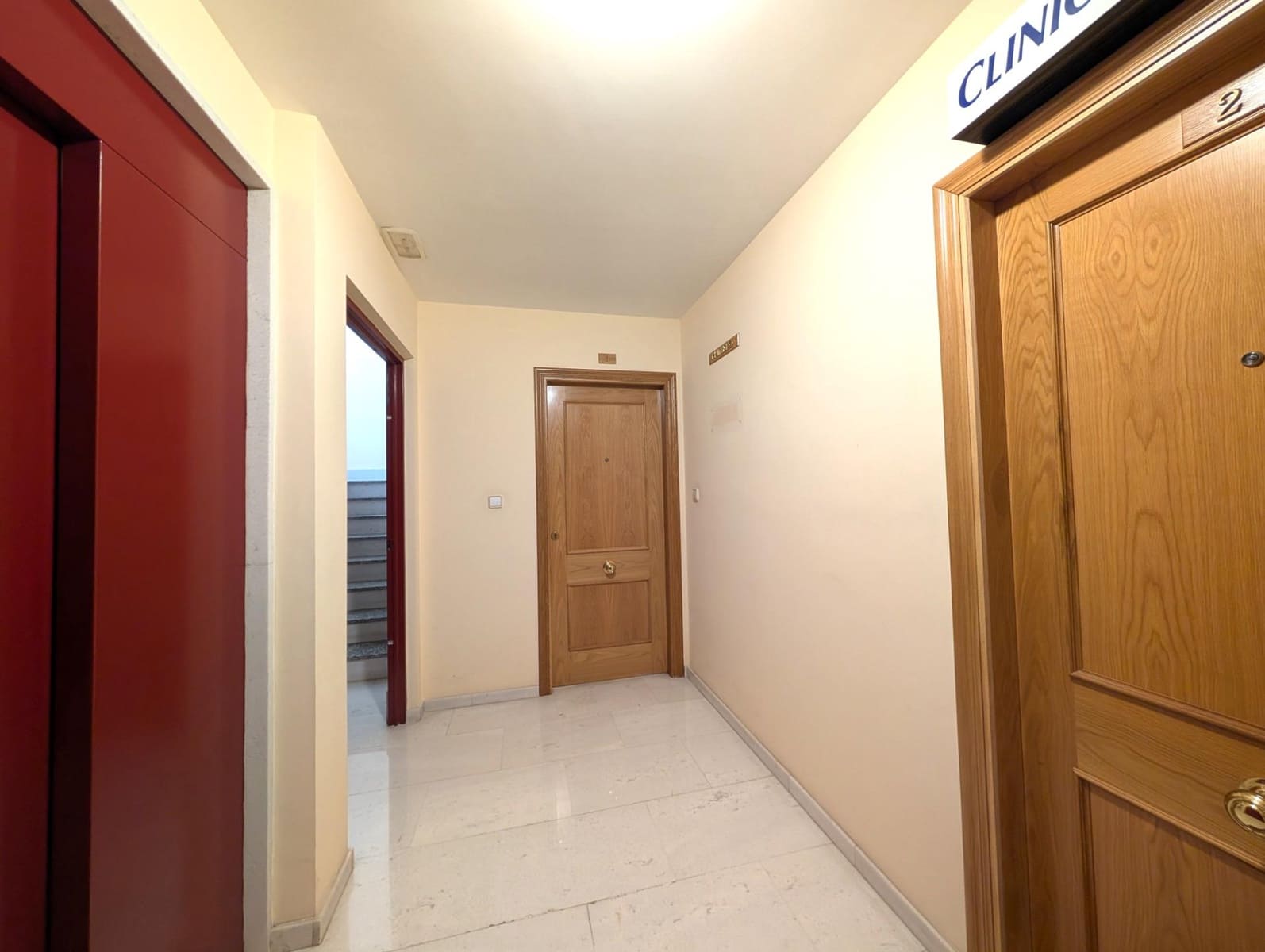 3 sypialnia Biuro do wynajęcia w Alcoy / Alcoi z garażem - 550 € (Ref: 9355983)
