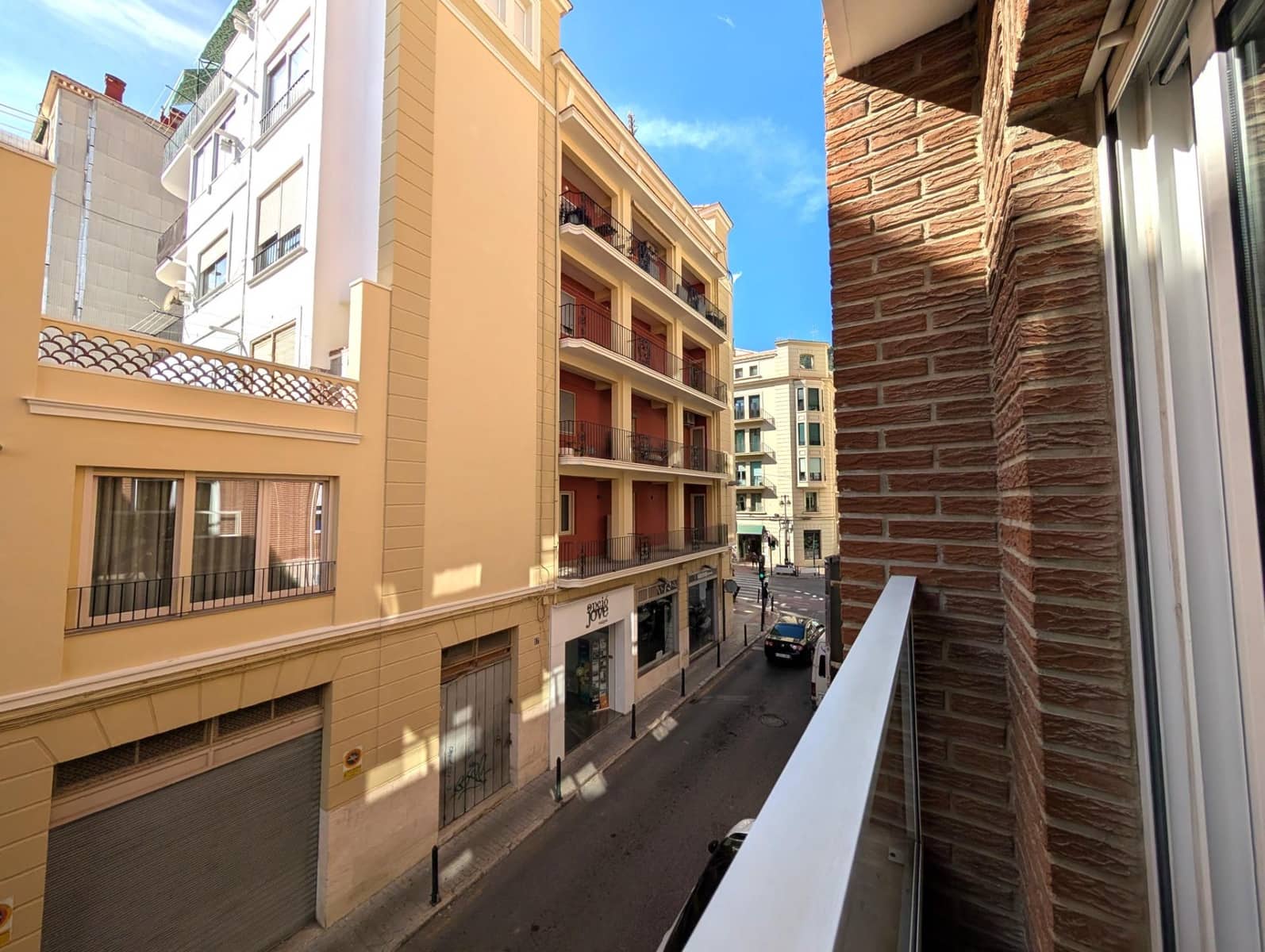 3 bedroom Office for rent in Alcoy / Alcoi with garage - € 550 (Ref: 9355983)