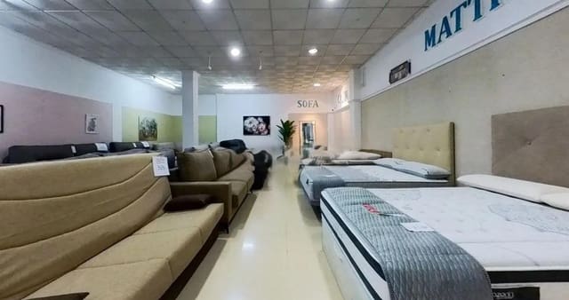 1 soveværelse Erhverv til salg i Puerto Deportivo, Torrevieja - € 239.999 (Ref: 9474276)