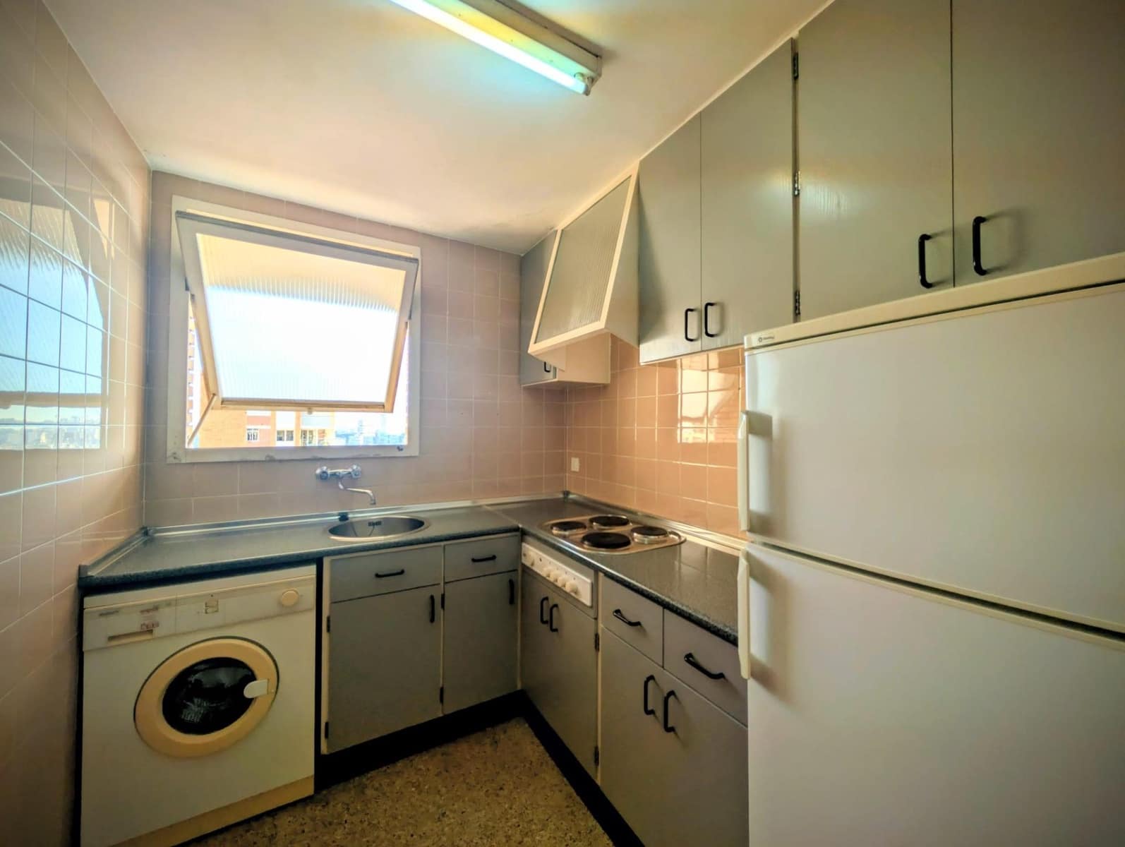 1 quarto Apartamento para venda em Alicante cidade - 265 000 € (Ref: 9509100)