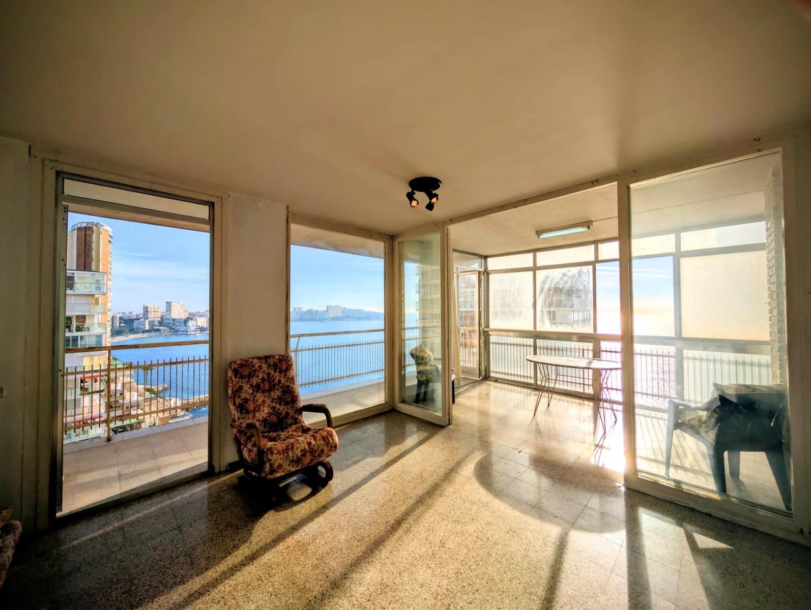 1 quarto Apartamento para venda em Alicante cidade - 265 000 € (Ref: 9509100)