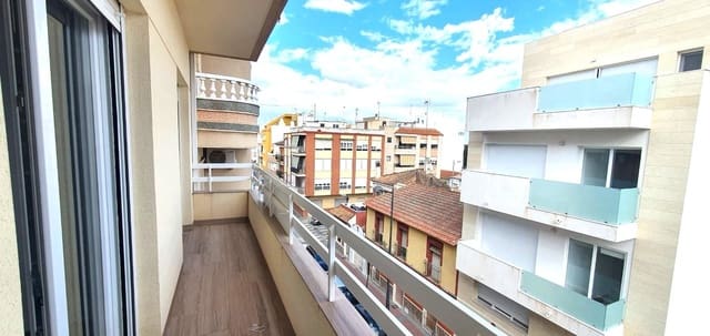 4 quarto Apartamento para venda em Zona Pueblo, Guardamar del Segura - 185 000 € (Ref: 9519094)
