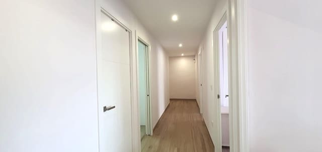 4 makuuhuone Asunto myytävänä paikassa Zona Pueblo, Guardamar del Segura - 179 000 € (Ref: 9519094)