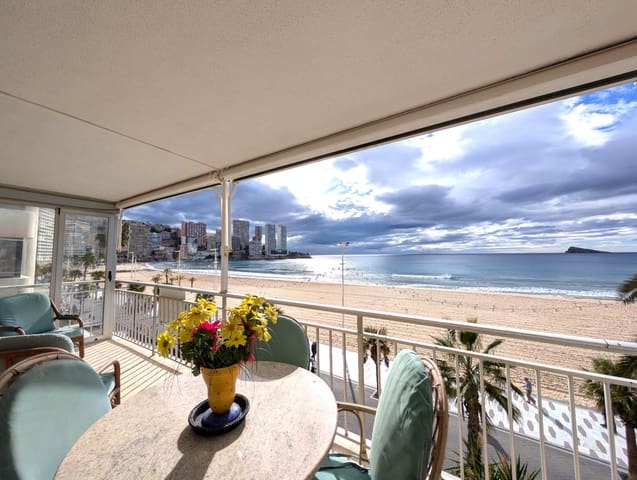 3 soveværelse Lejlighed til salg i Playa Levante, Benidorm med garage - € 418.000 (Ref: 9530813)