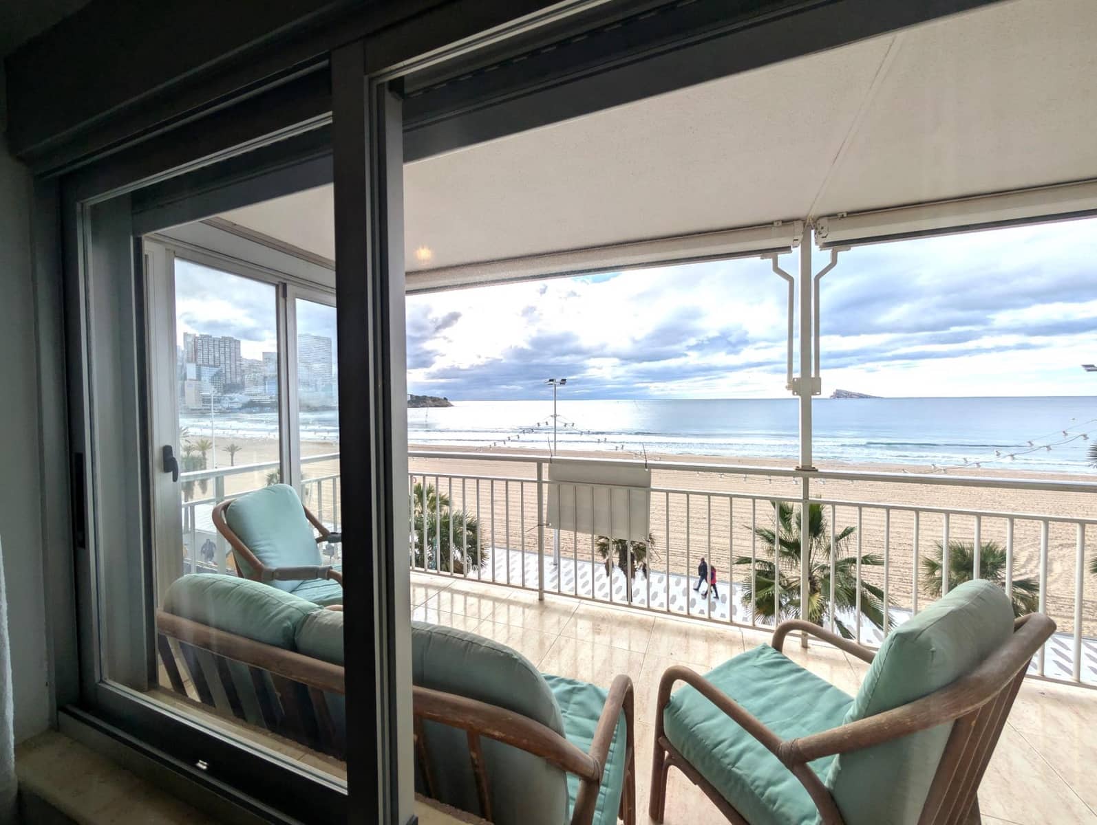 3 bedroom Apartment for sale in Benidorm with garage - € 418,000 (Ref: 9530813)