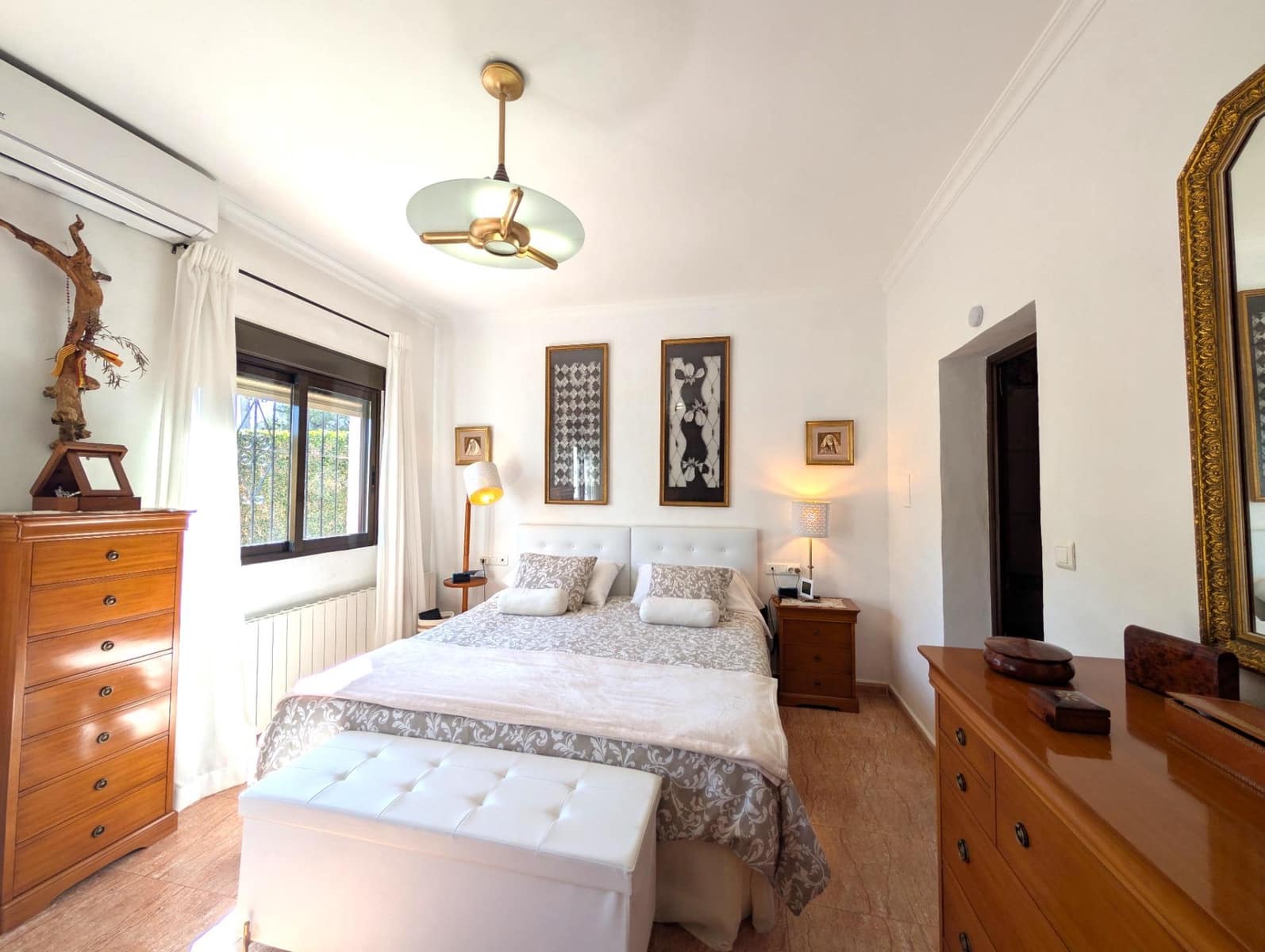 5 bedroom Villa for sale in San Juan de Alicante / Sant Joan d'Alacant with pool garage - € 720,000 (Ref: 9621823)