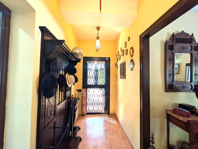 5 sypialnia Willa na sprzedaż w San Juan de Alicante / Sant Joan d'Alacant z basenem garażem - 720 000 € (Ref: 9621823)