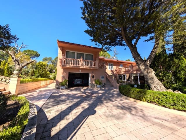 5 soveværelse Villa til salg i Alcoy / Alcoi med swimmingpool garage - € 635.000 (Ref: 9686588)