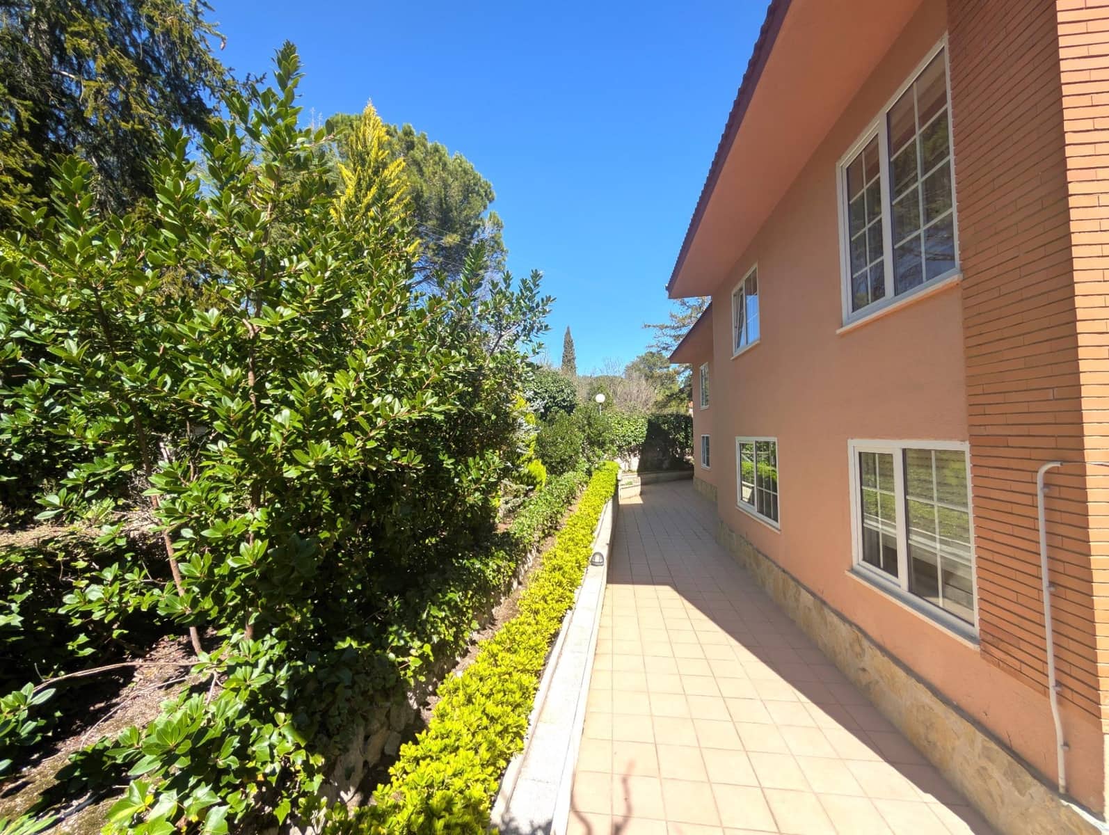 5 bedroom Villa for sale in Alcoy / Alcoi with pool garage - € 635,000 (Ref: 9686588)