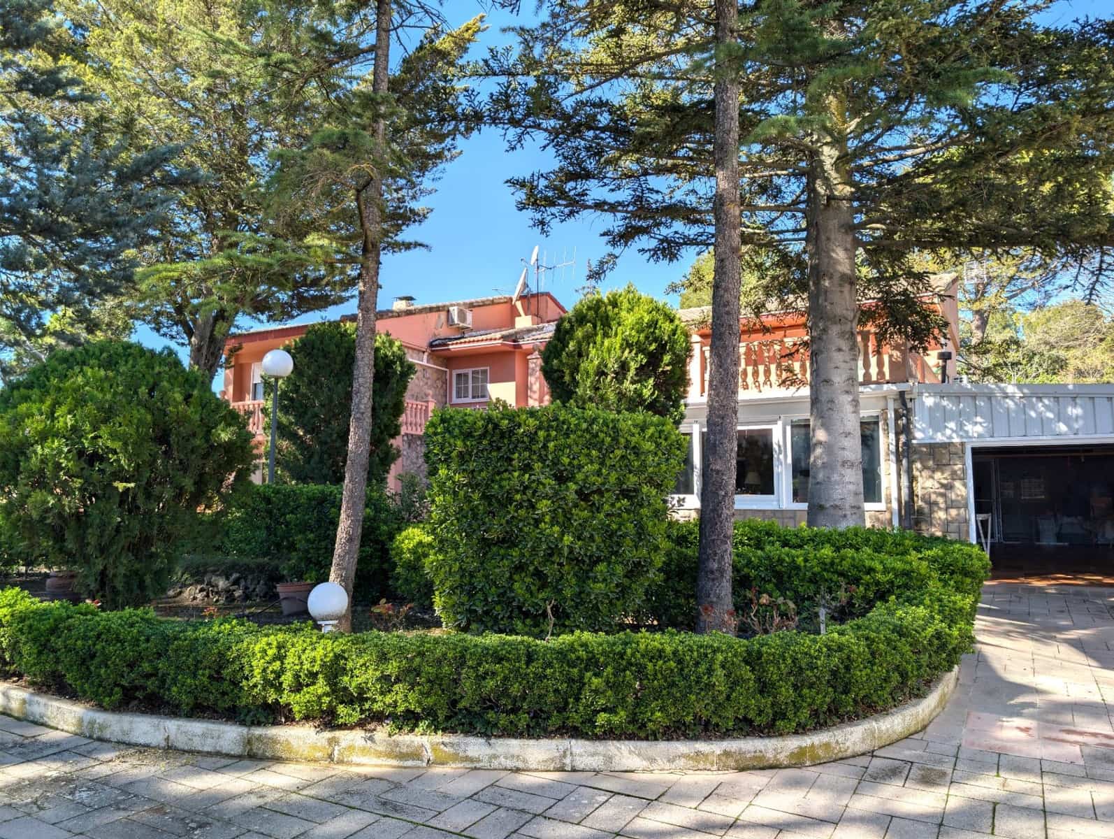 5 bedroom Villa for sale in Alcoy / Alcoi with pool garage - € 635,000 (Ref: 9686588)