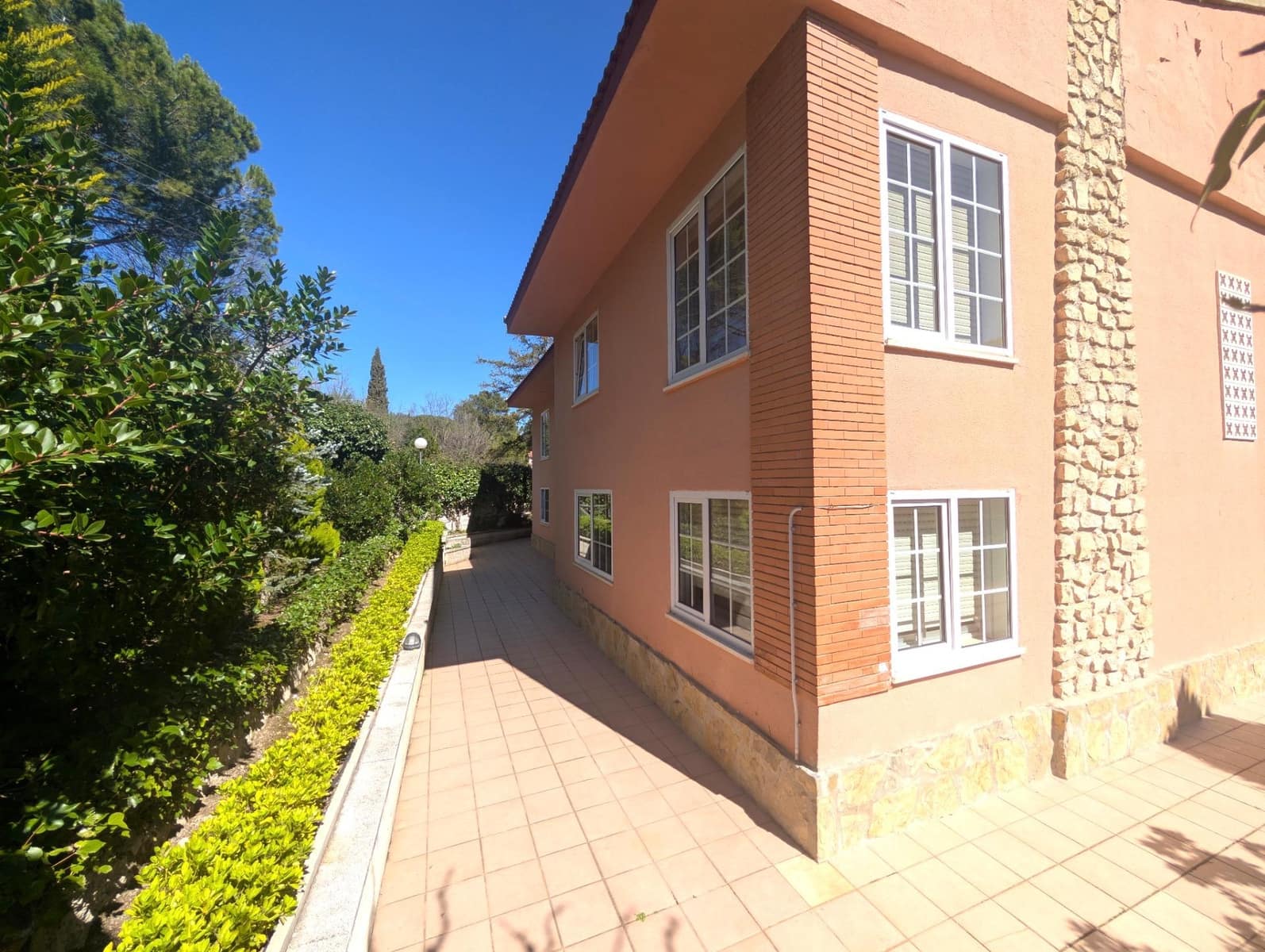 5 bedroom Villa for sale in Alcoy / Alcoi with pool garage - € 635,000 (Ref: 9686588)